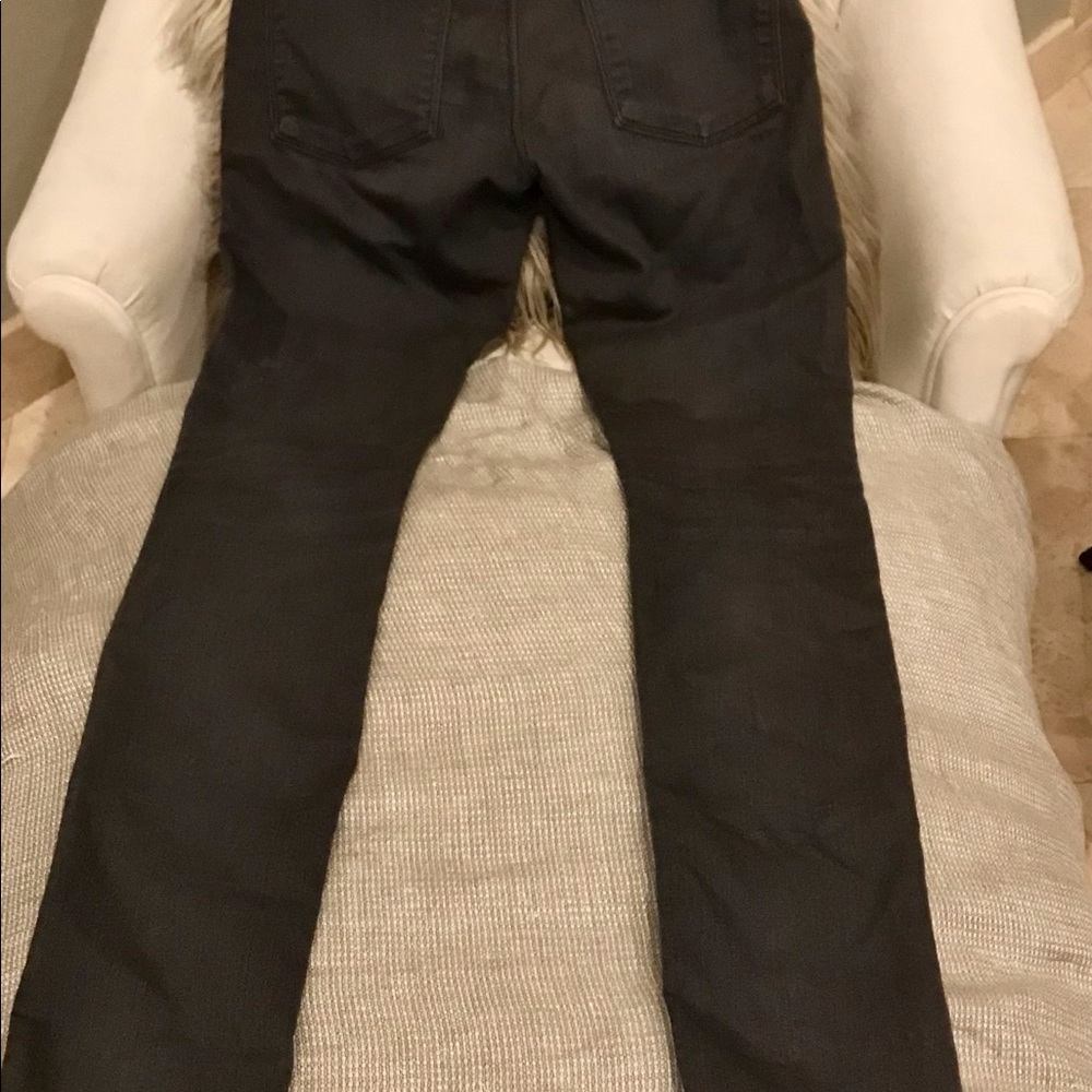 Aspen boutique Jeans from LA straight from my closet to yours. “Habitual”